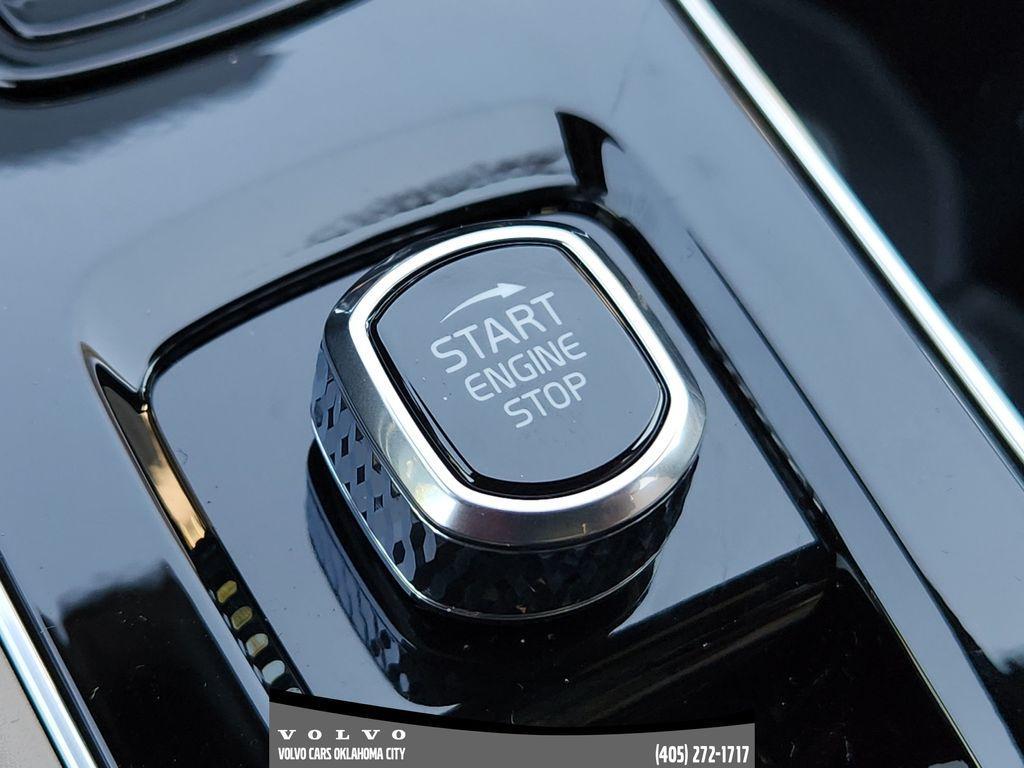 new 2026 Volvo XC90 car, priced at $76,570