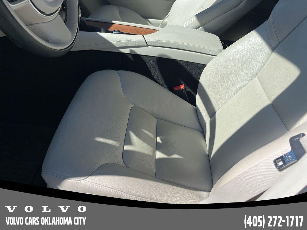 used 2022 Volvo XC90 car, priced at $41,000