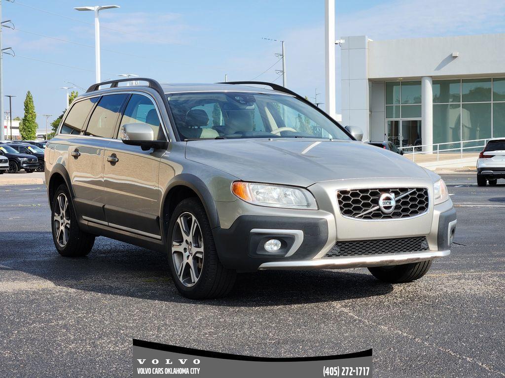 used 2015 Volvo XC70 car, priced at $7,900