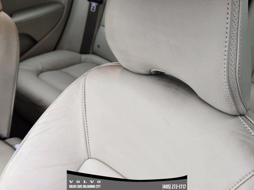 used 2015 Volvo XC70 car, priced at $4,900