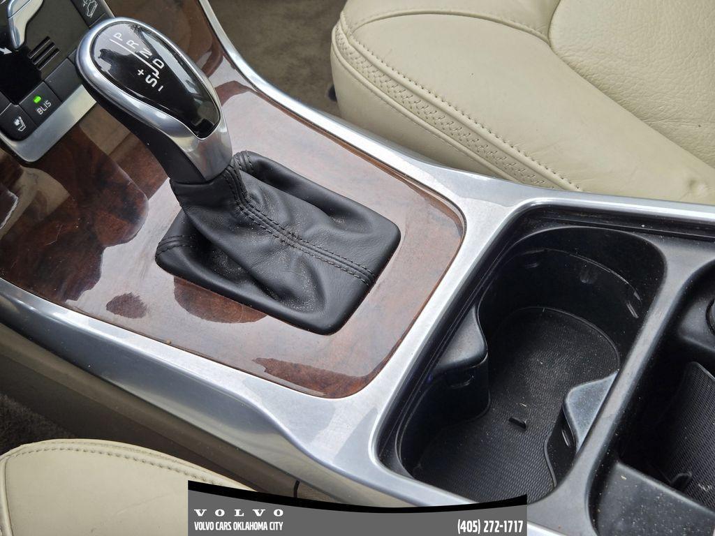 used 2015 Volvo XC70 car, priced at $4,900