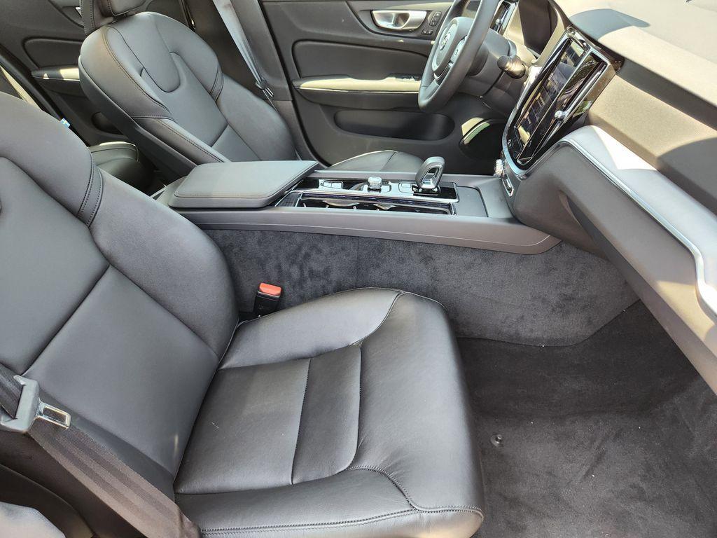 new 2025 Volvo S60 car, priced at $44,435