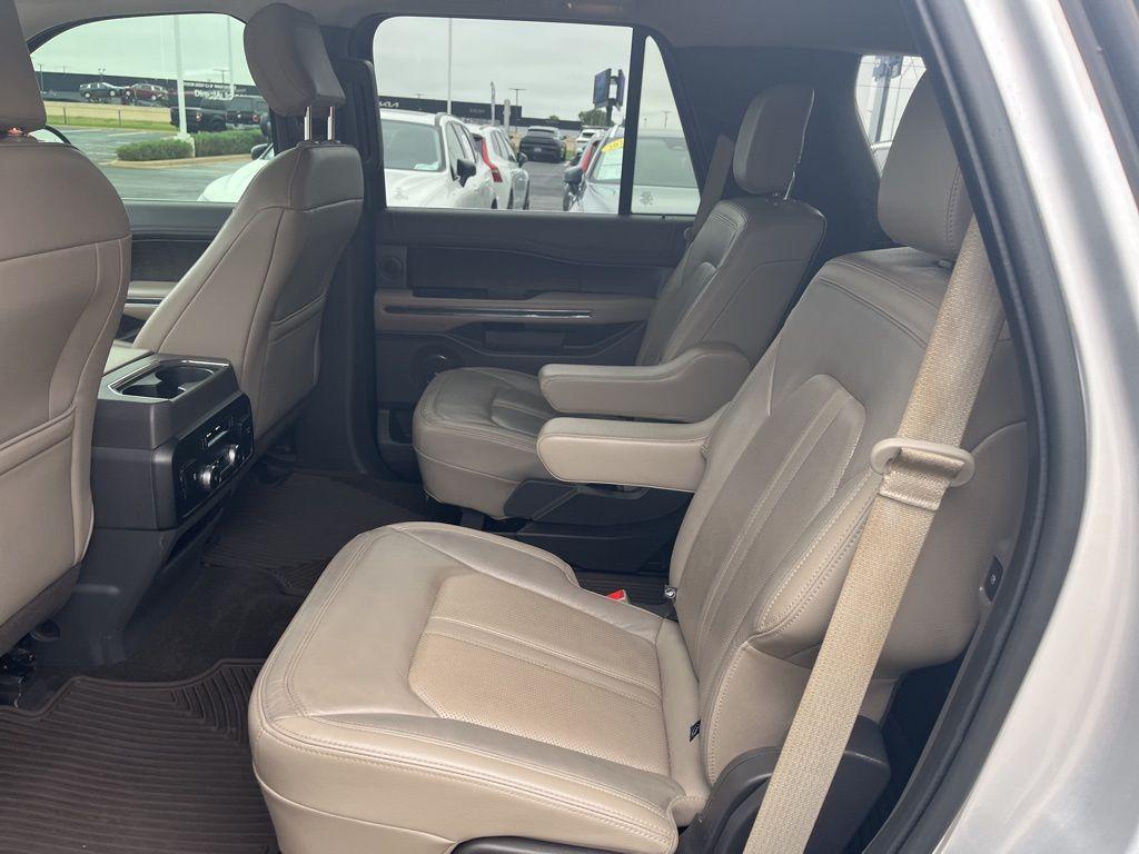 used 2019 Ford Expedition car, priced at $21,000