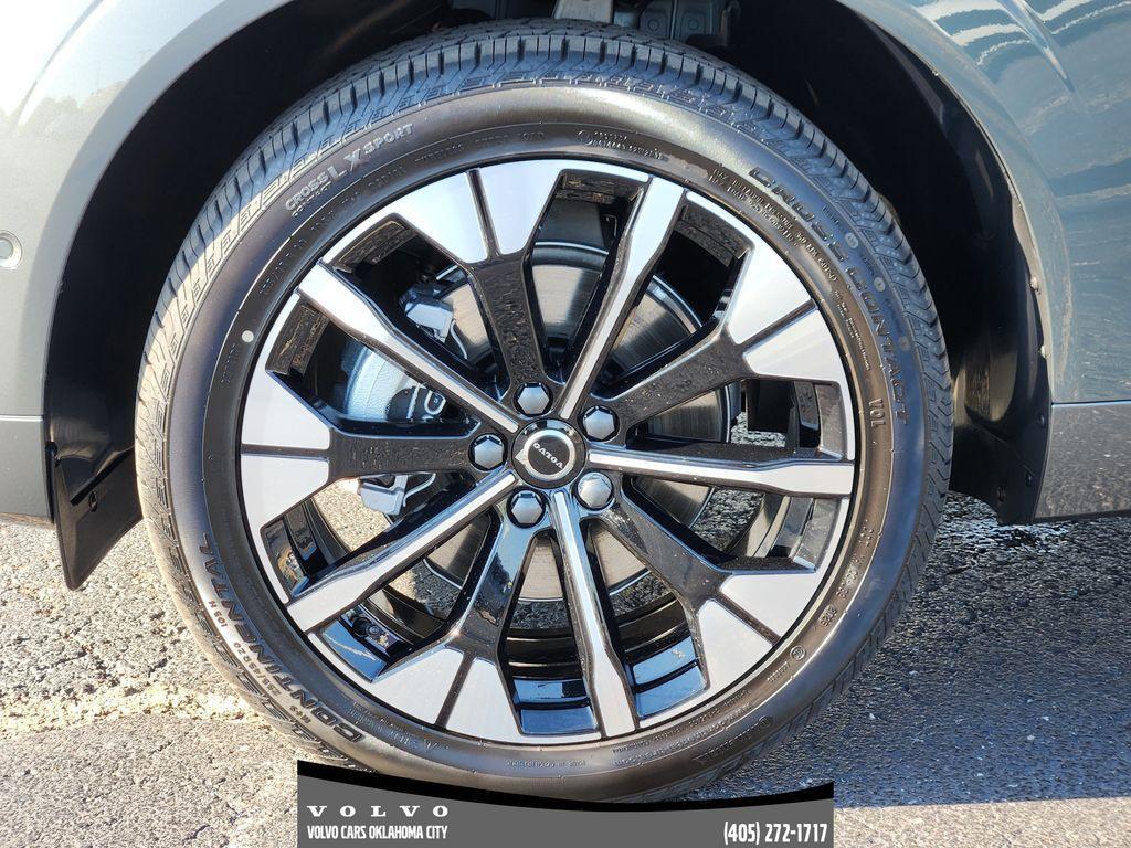 new 2026 Volvo XC60 car, priced at $60,595