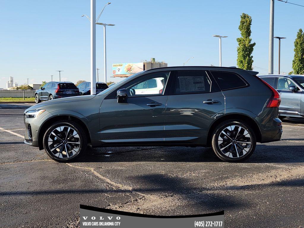 new 2026 Volvo XC60 car, priced at $60,595