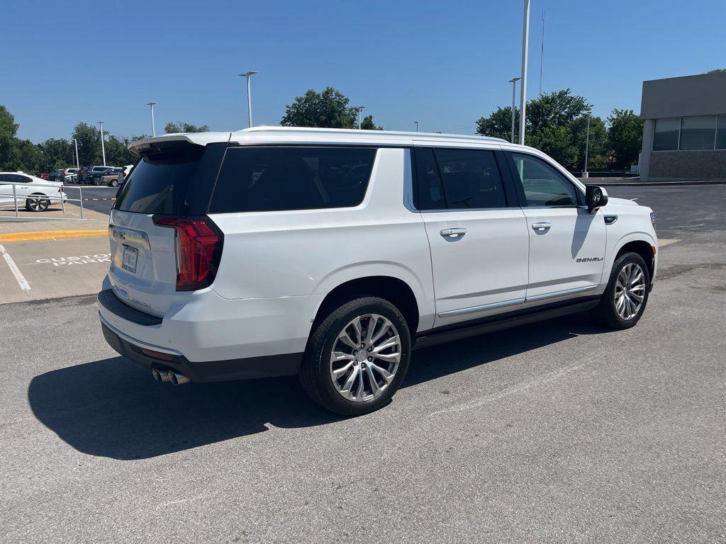 used 2021 GMC Yukon XL car, priced at $49,400