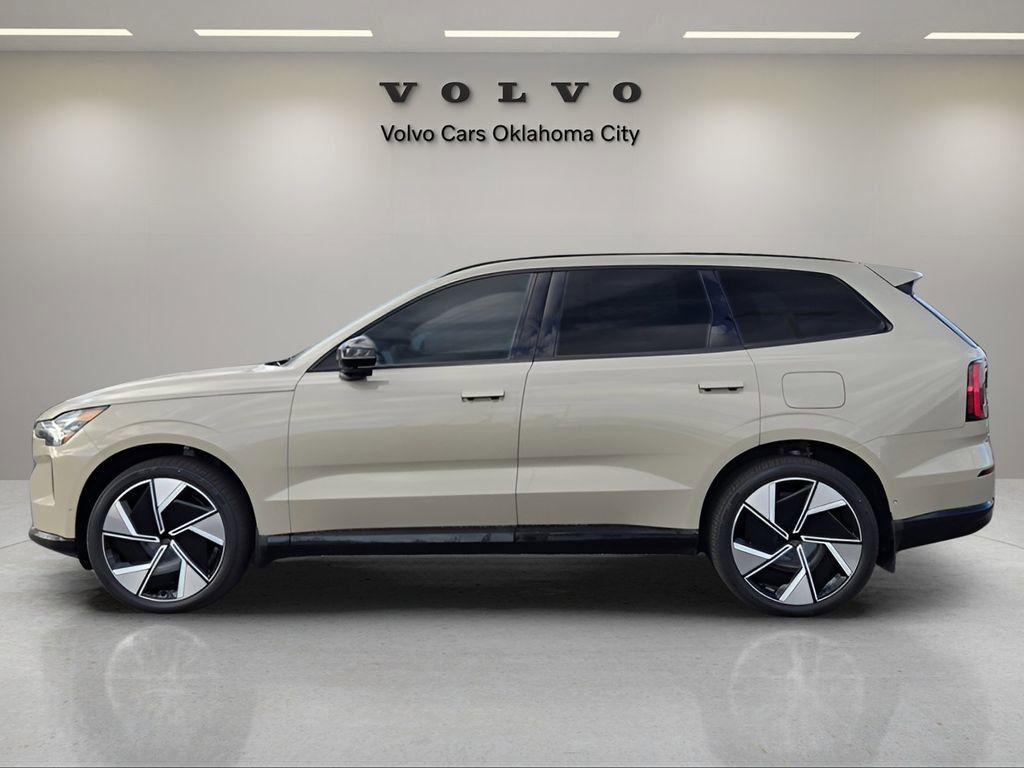 new 2025 Volvo EX90 car, priced at $83,105