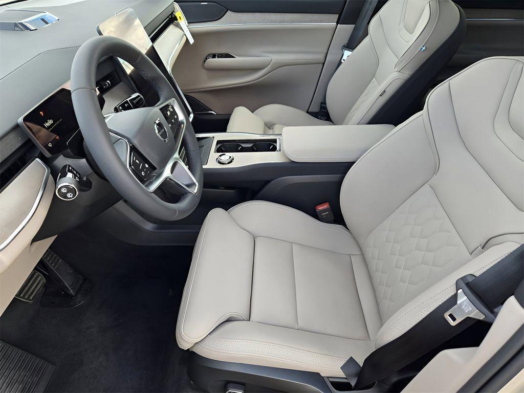 new 2025 Volvo EX90 car, priced at $83,105