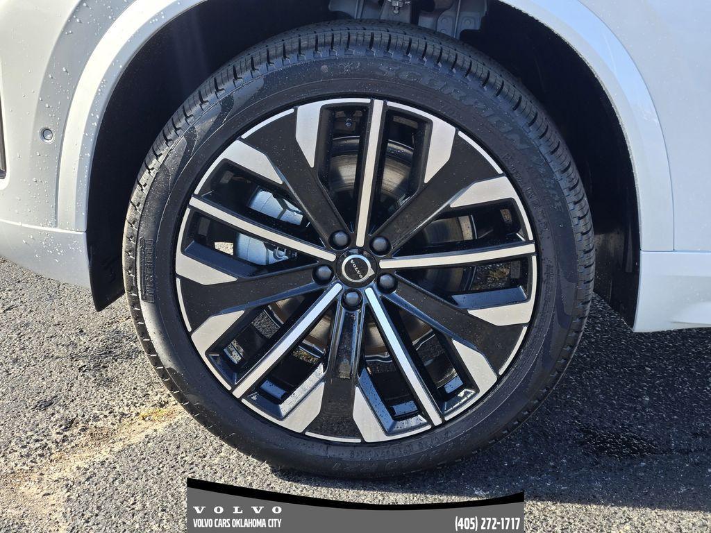 new 2026 Volvo XC90 car, priced at $76,570