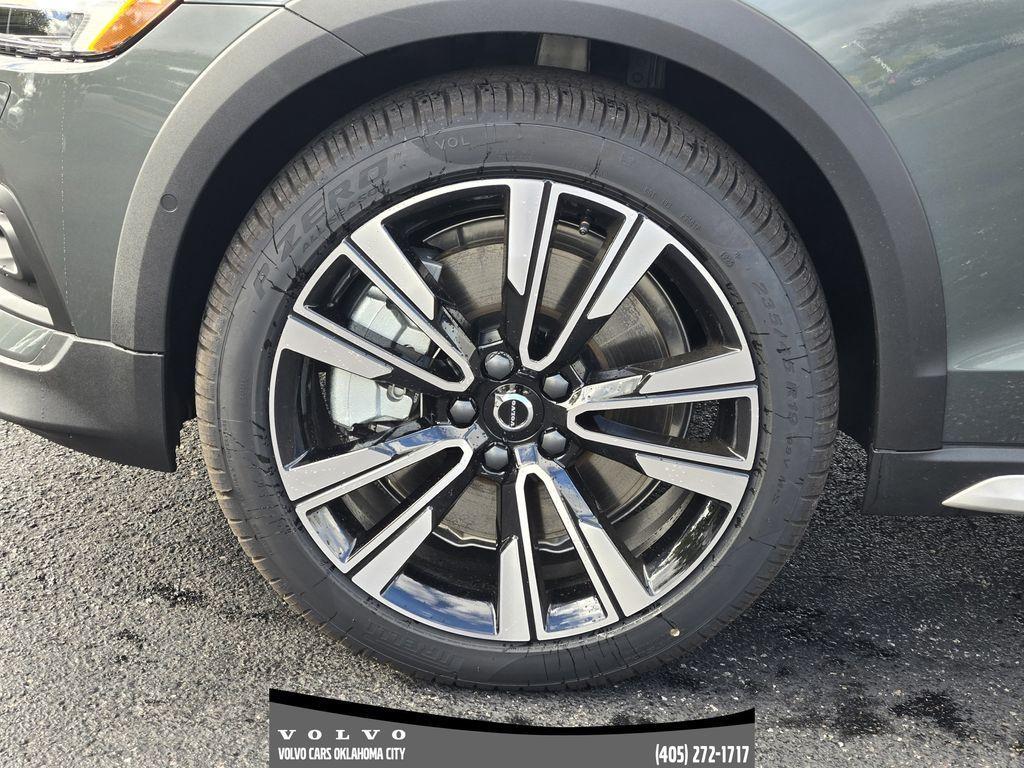 new 2026 Volvo V60 Cross Country car, priced at $61,770