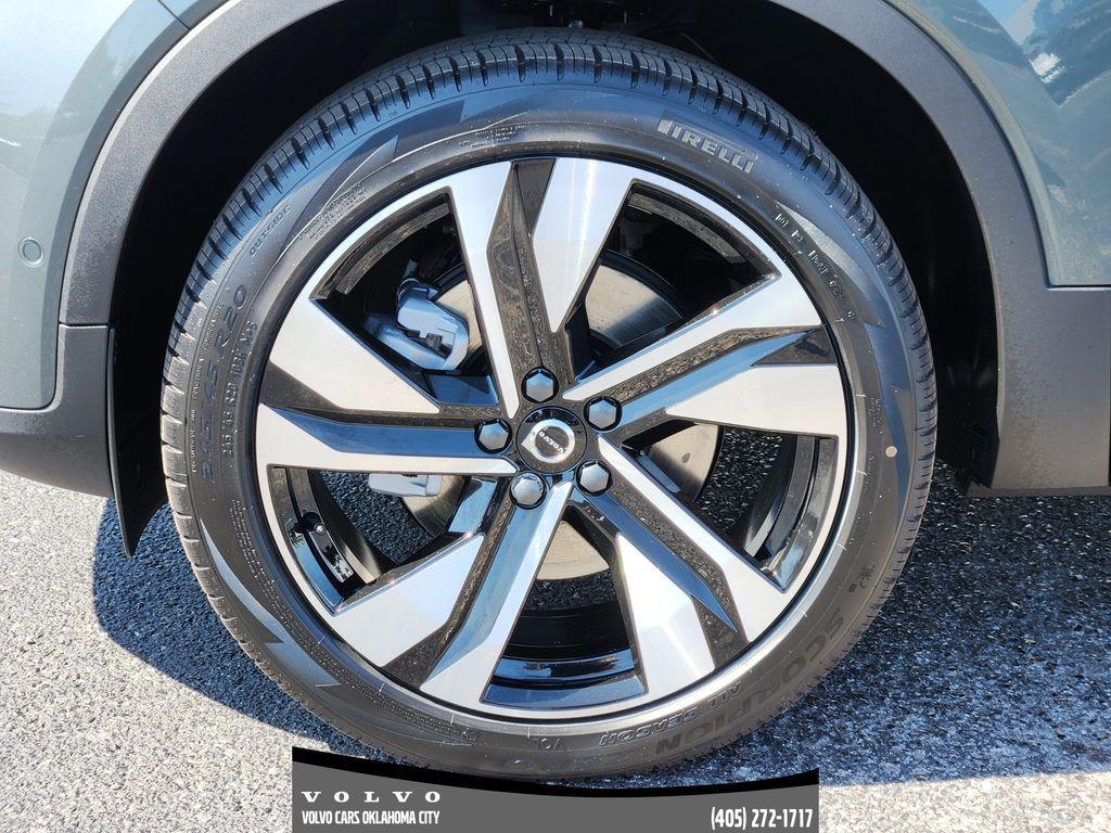 new 2026 Volvo XC40 car, priced at $49,025