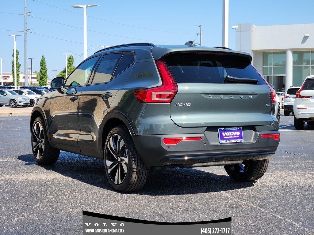 new 2026 Volvo XC40 car, priced at $49,025