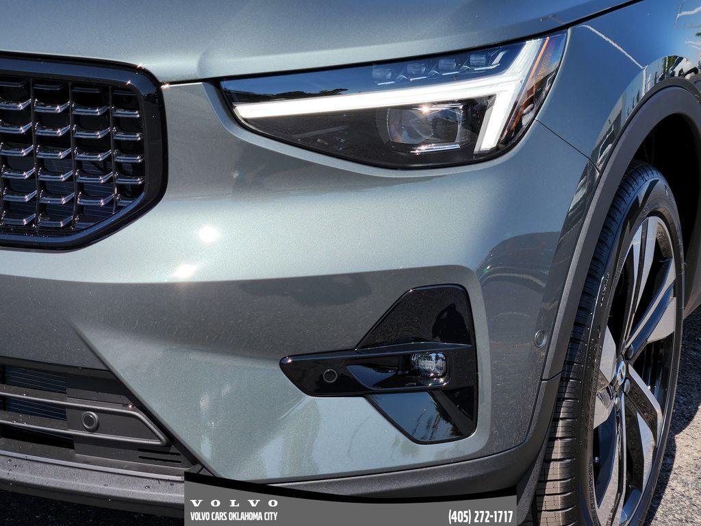 new 2026 Volvo XC40 car, priced at $49,025