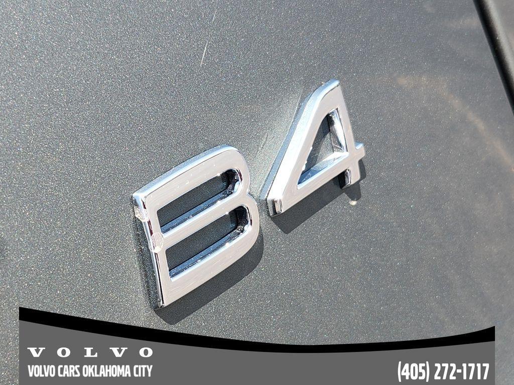 new 2026 Volvo XC40 car, priced at $49,025