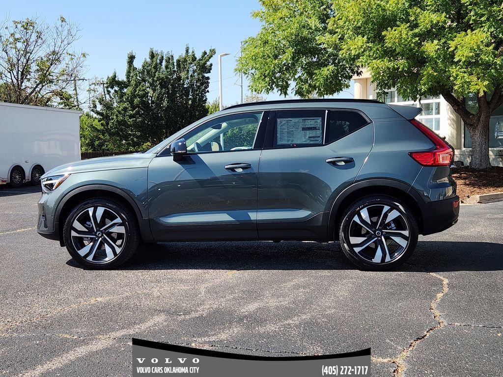 new 2026 Volvo XC40 car, priced at $49,025