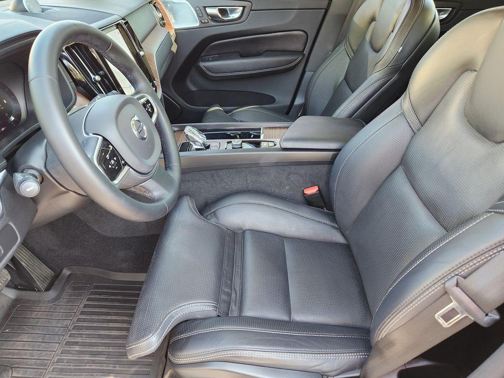 used 2023 Volvo XC60 car, priced at $40,900