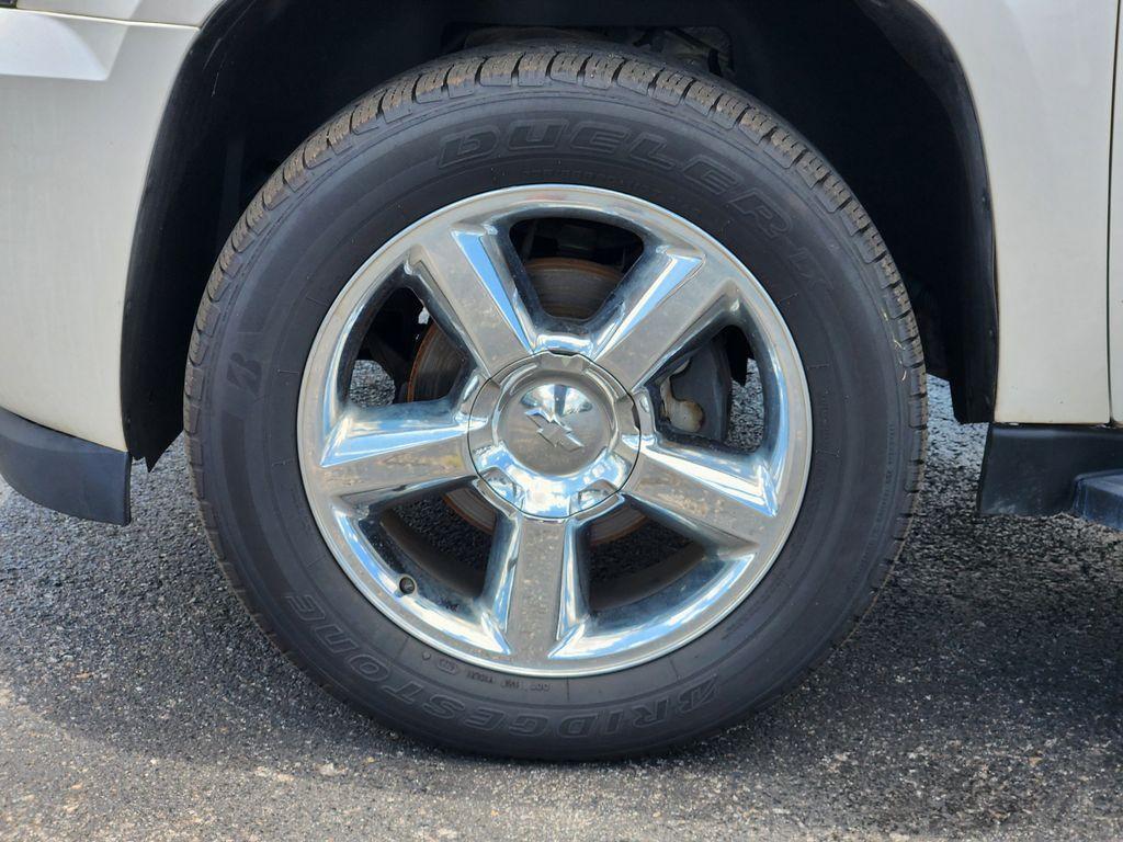 used 2012 Chevrolet Suburban car, priced at $9,500