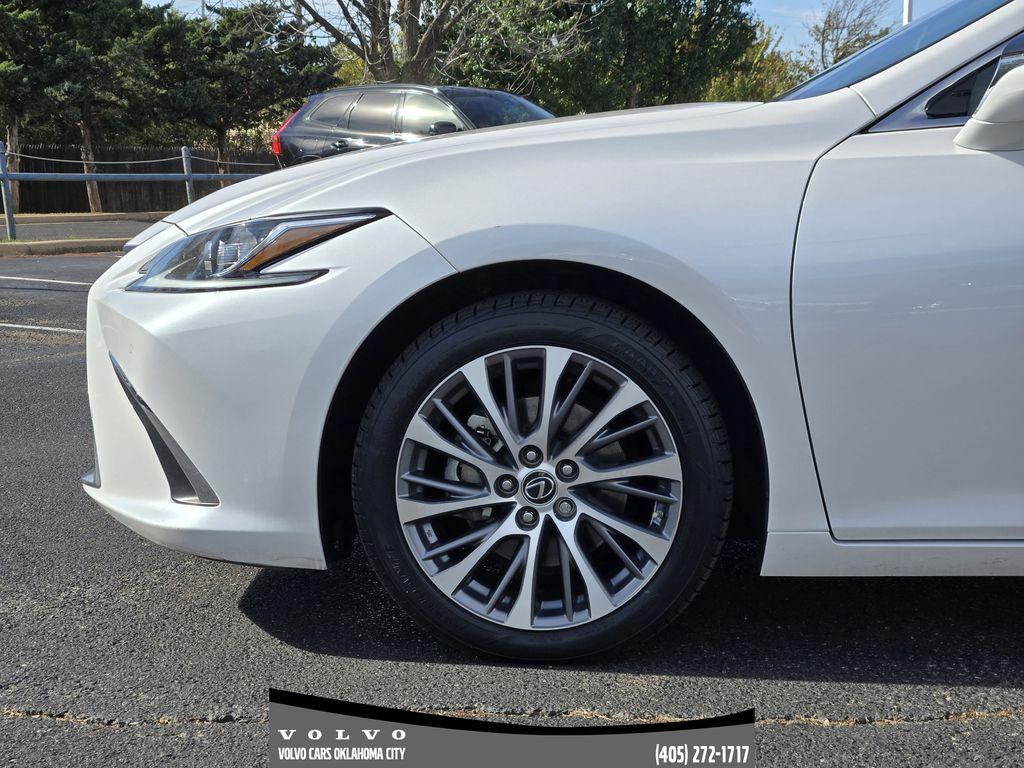used 2021 Lexus ES 350 car, priced at $30,000