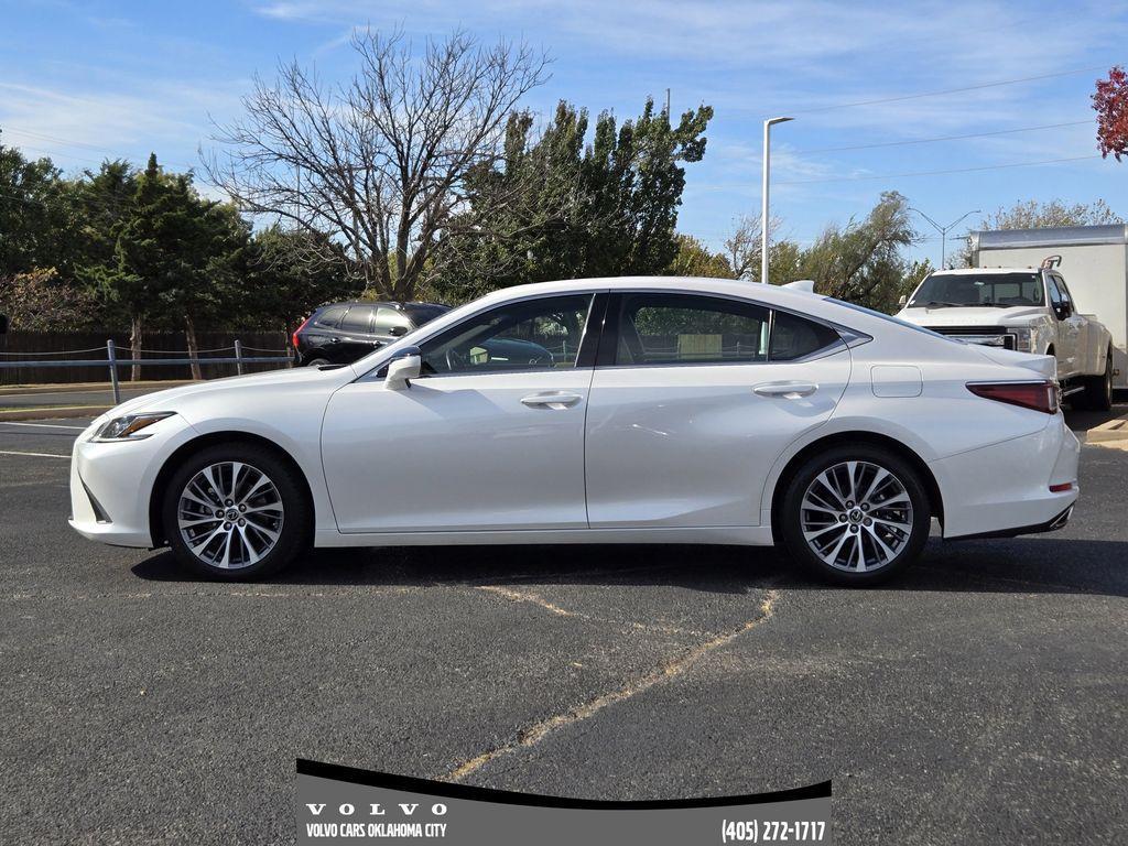 used 2021 Lexus ES 350 car, priced at $30,000