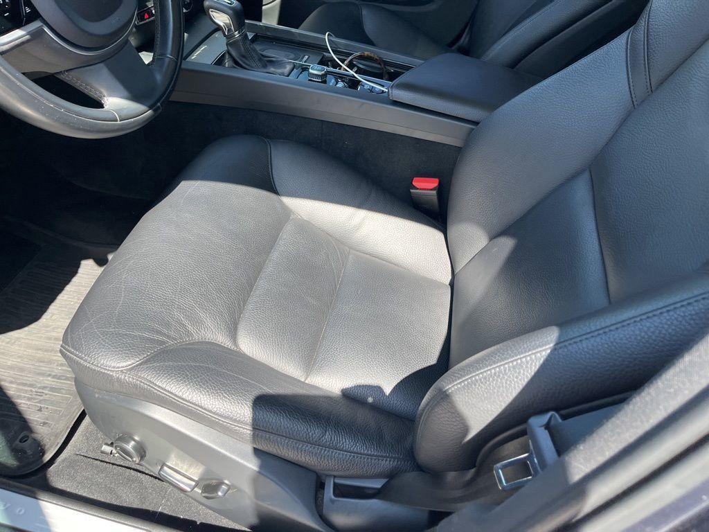 used 2021 Volvo V60 Cross Country car, priced at $31,000