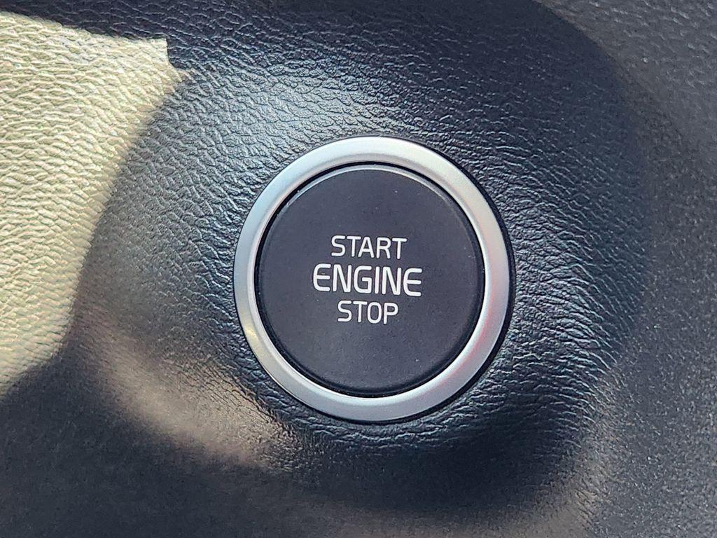 used 2025 Volvo XC40 car, priced at $29,000