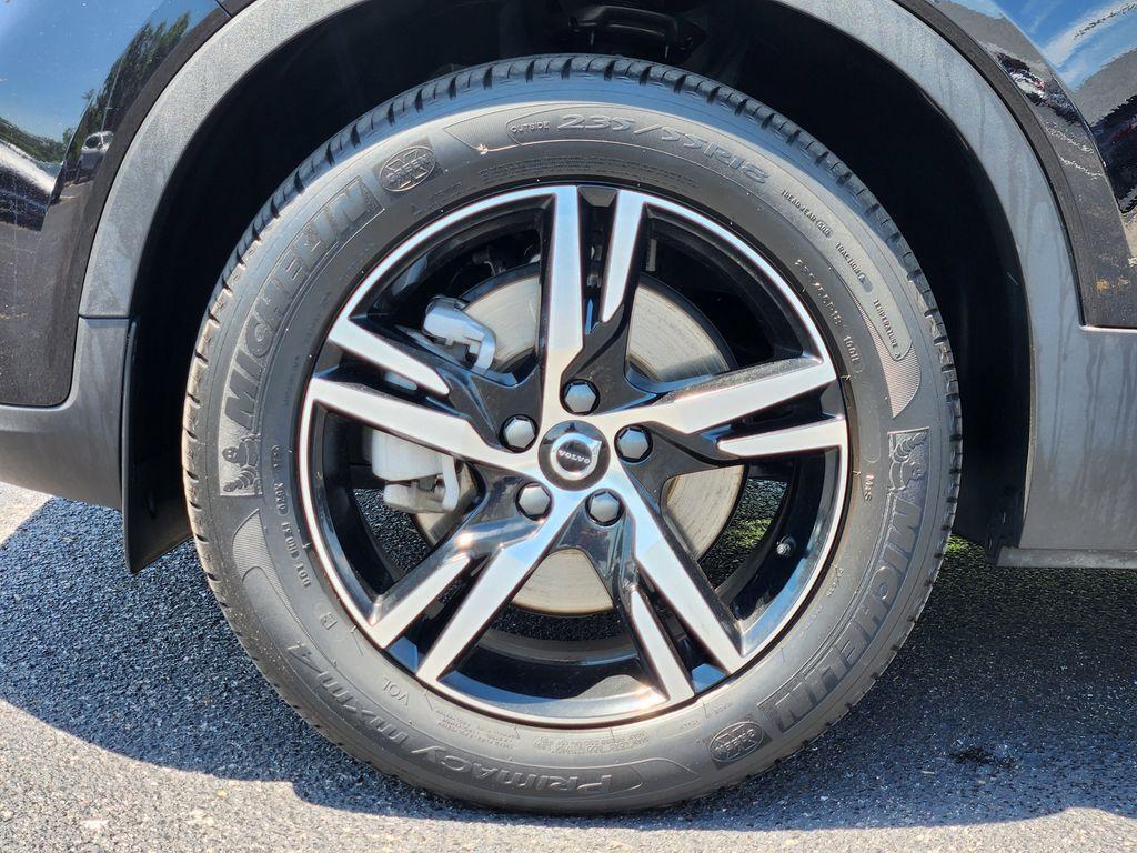 used 2025 Volvo XC40 car, priced at $29,000