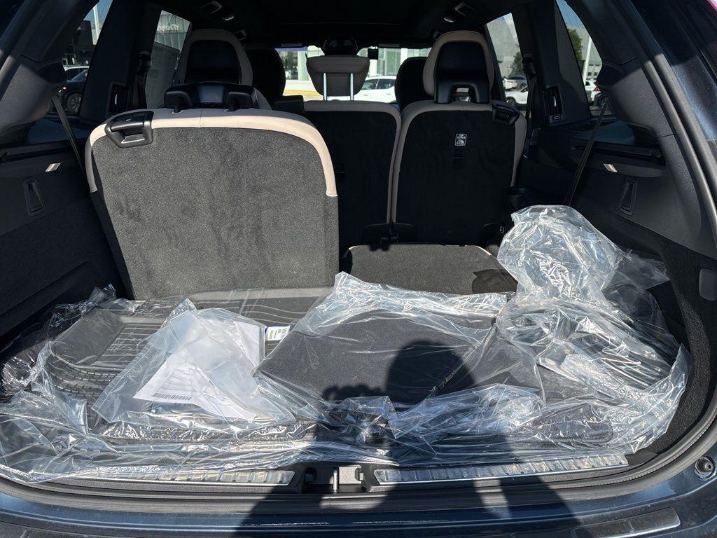 new 2025 Volvo XC90 Plug-In Hybrid car, priced at $78,805