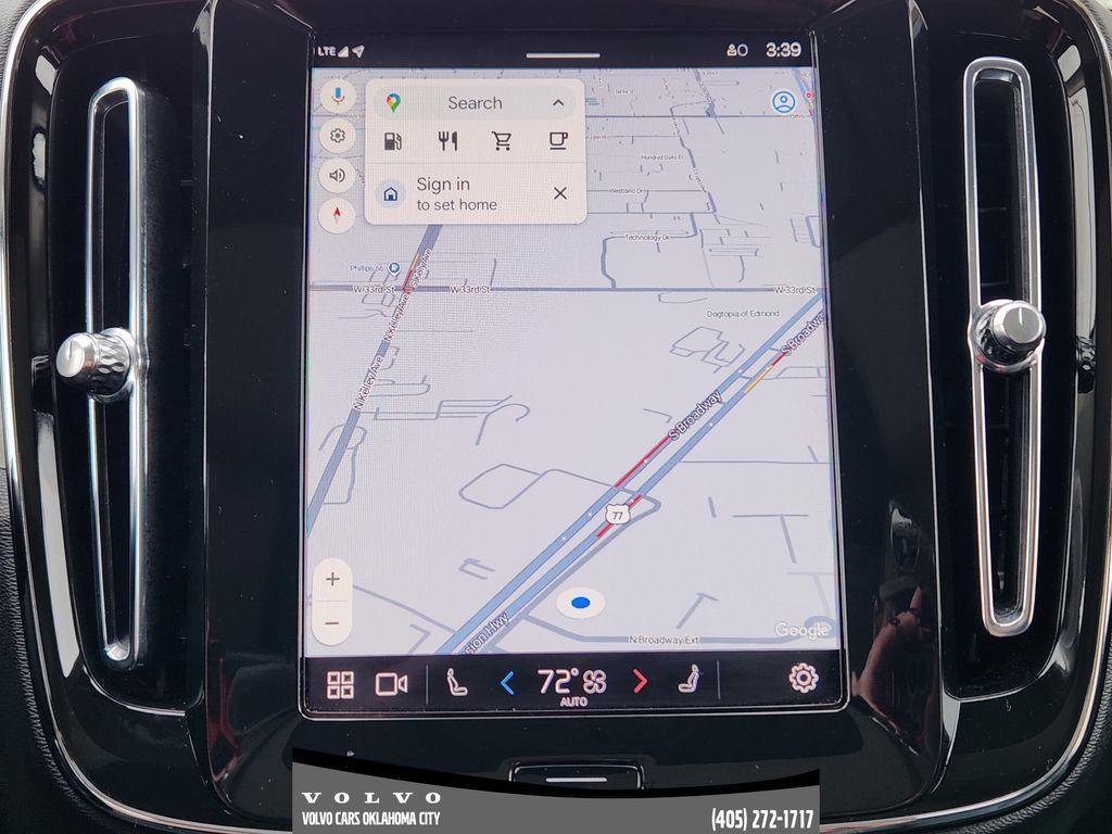 used 2025 Volvo XC40 car, priced at $33,400