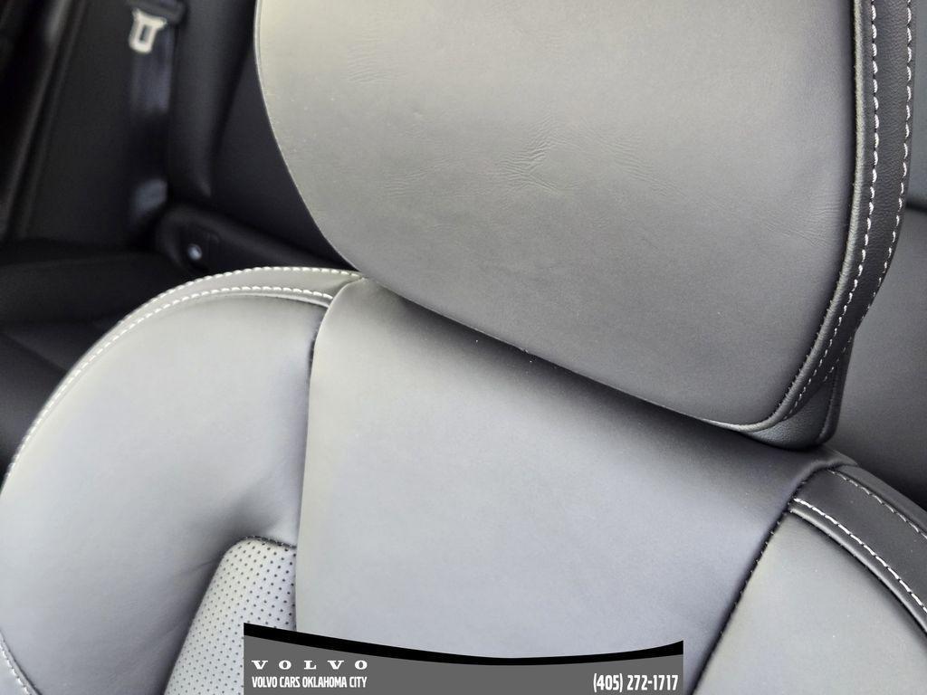 new 2026 Volvo XC60 car, priced at $64,570