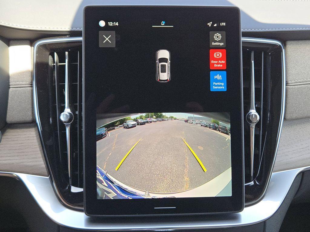 new 2026 Volvo XC90 car, priced at $65,455
