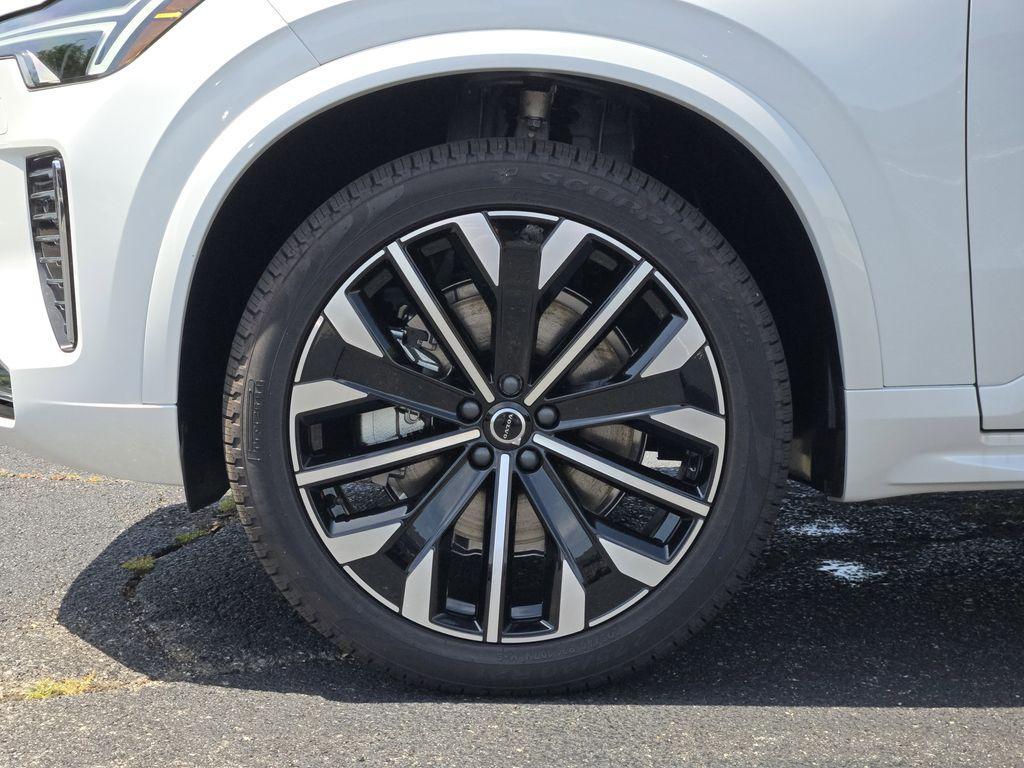 new 2026 Volvo XC90 car, priced at $65,455