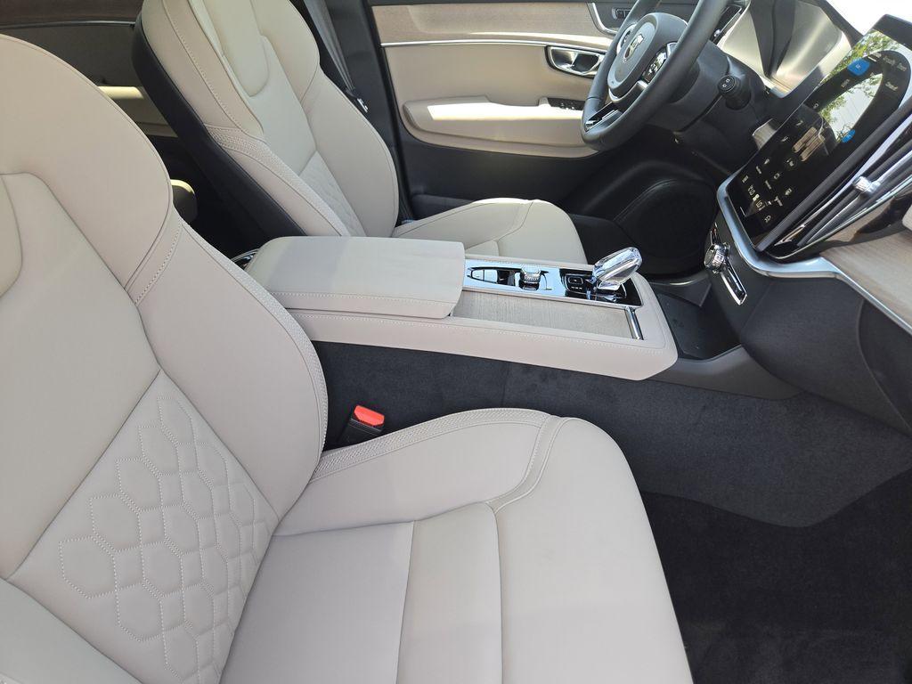 new 2026 Volvo XC90 car, priced at $65,455