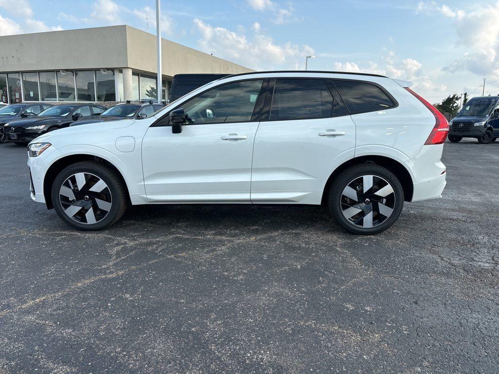 new 2025 Volvo XC60 Plug-In Hybrid car, priced at $66,260