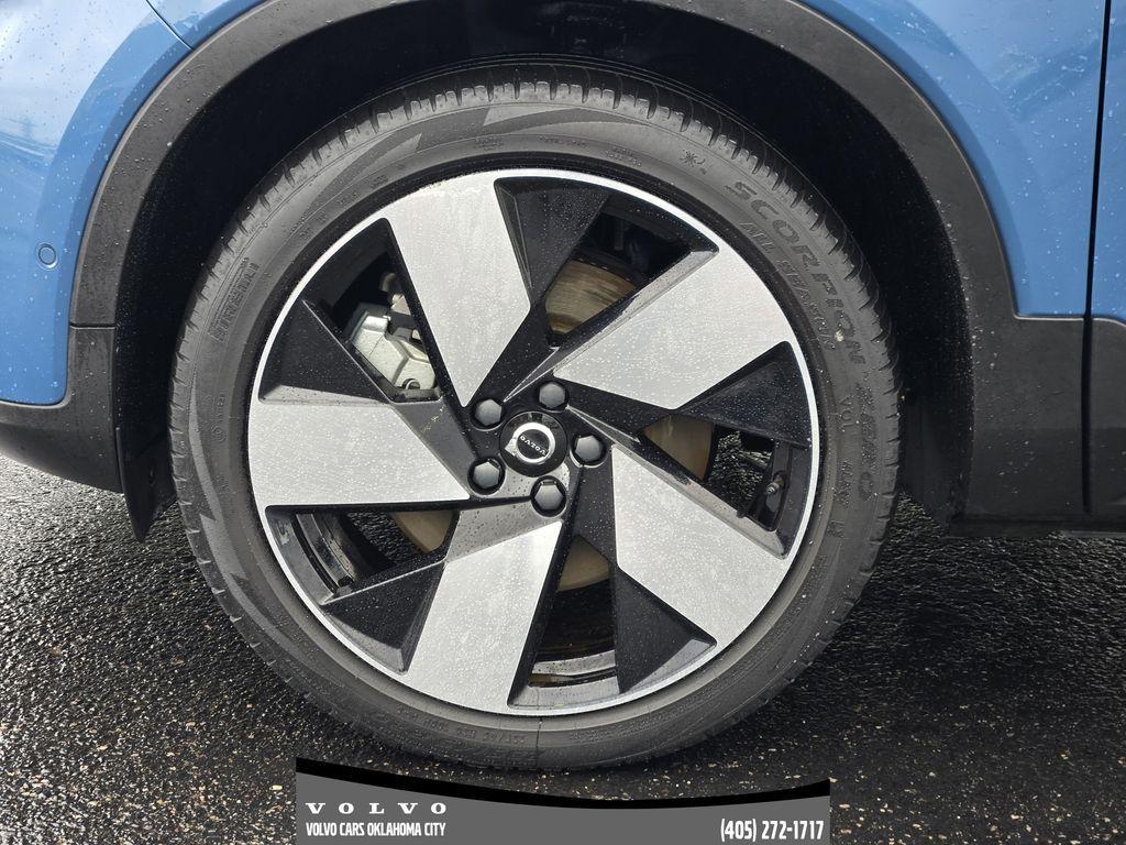 used 2023 Volvo C40 Recharge Pure Electric car, priced at $30,500