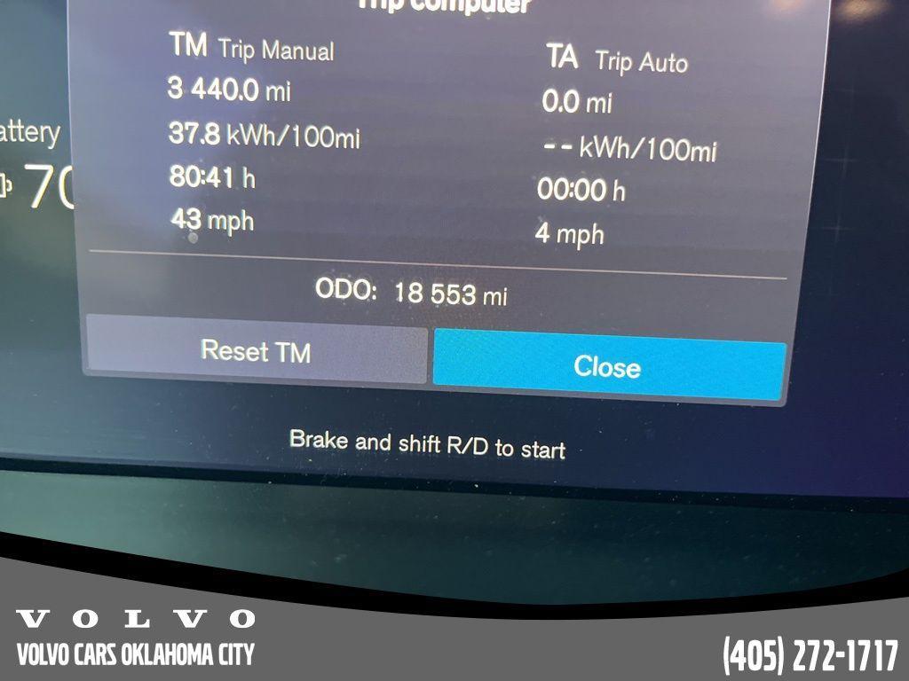 used 2023 Volvo C40 Recharge Pure Electric car, priced at $31,400