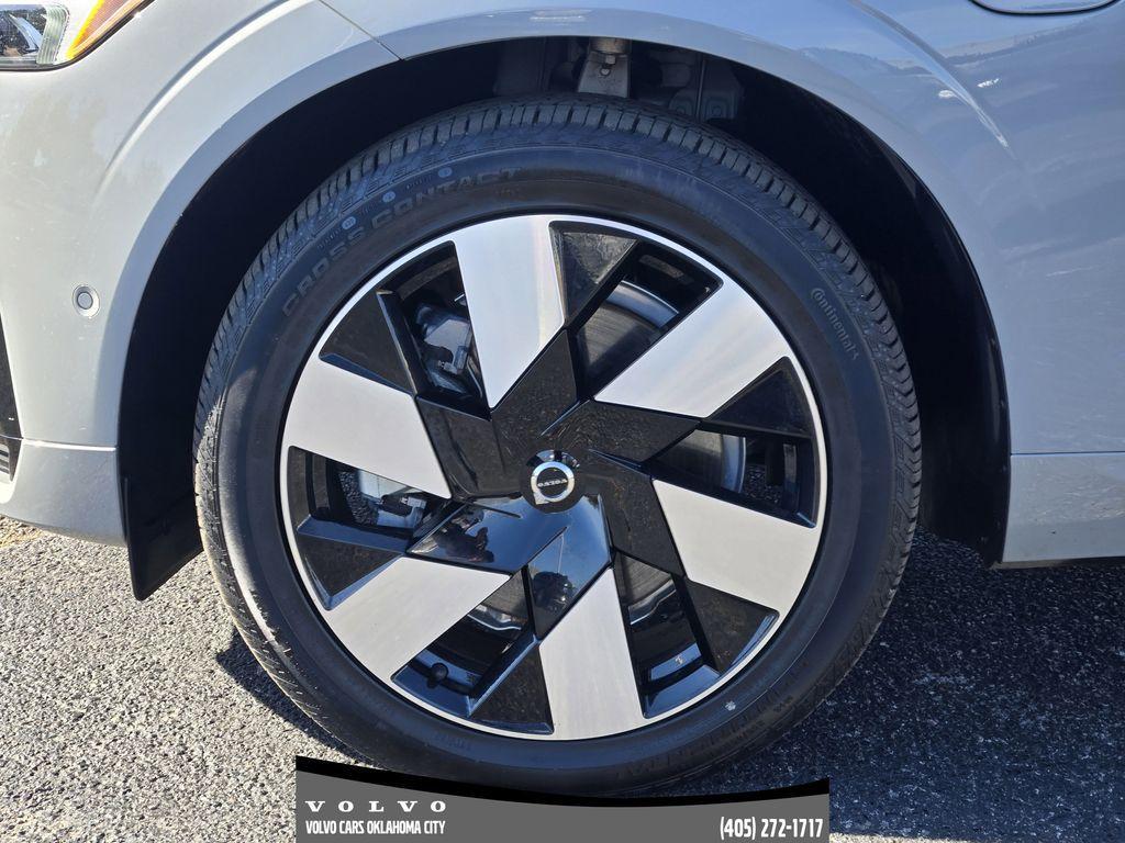 used 2025 Volvo XC60 Plug-In Hybrid car, priced at $51,000