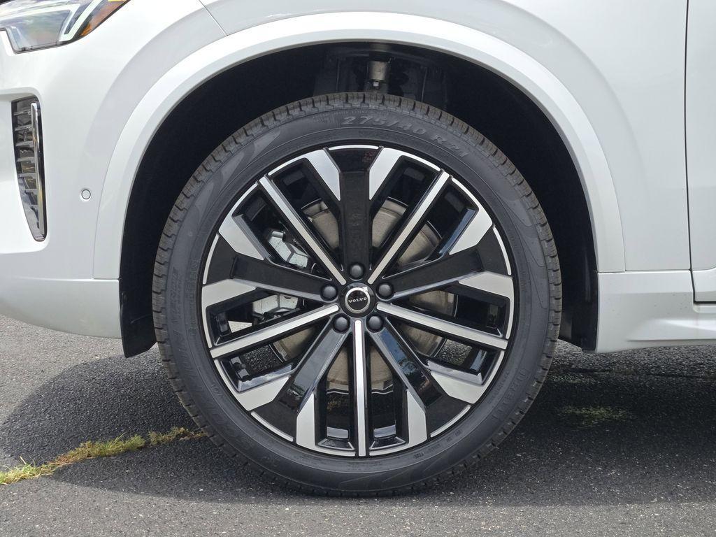 new 2026 Volvo XC90 car, priced at $76,525