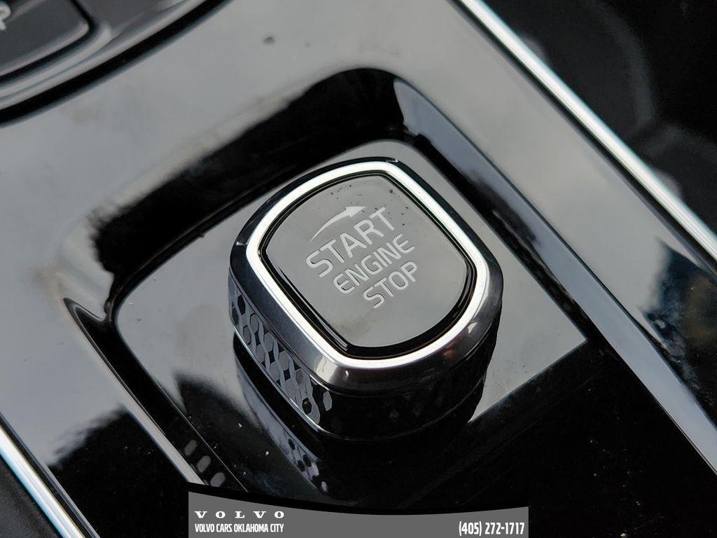 new 2025 Volvo XC90 Plug-In Hybrid car, priced at $78,805