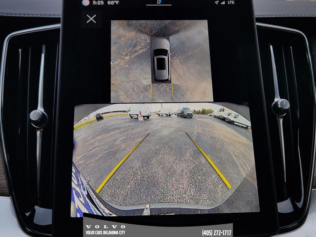 new 2025 Volvo XC90 Plug-In Hybrid car, priced at $78,805