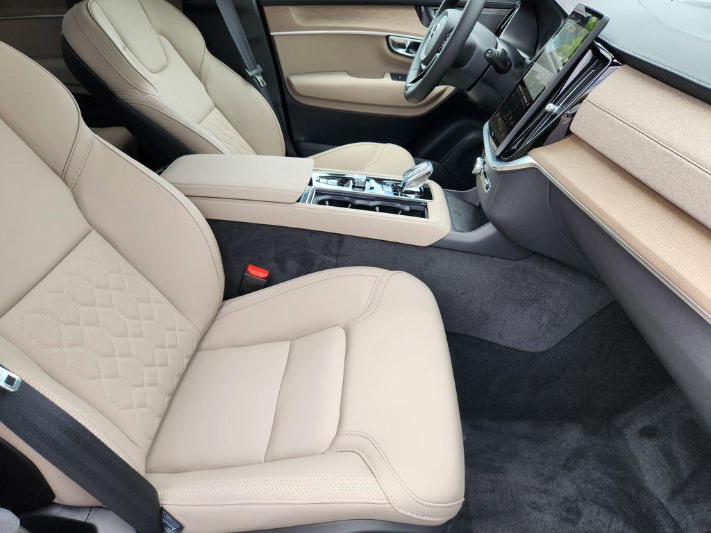 new 2026 Volvo XC90 car, priced at $74,495