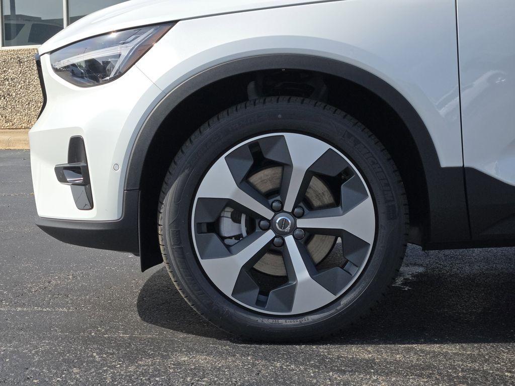new 2026 Volvo XC40 car, priced at $50,150
