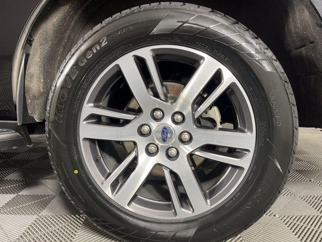 used 2024 Ford Expedition car, priced at $43,900