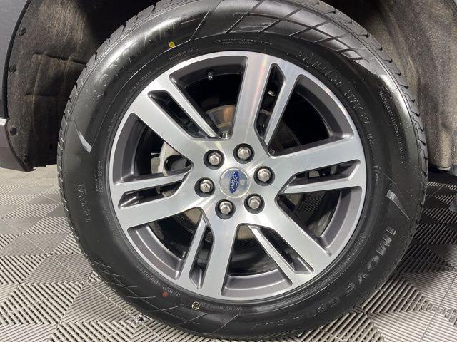 used 2024 Ford Expedition car, priced at $43,900