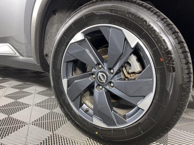 used 2024 Nissan Rogue car, priced at $21,200