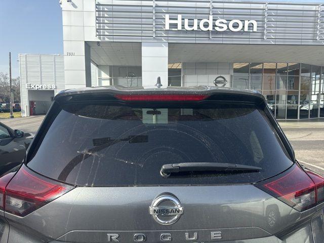 used 2021 Nissan Rogue car, priced at $22,368