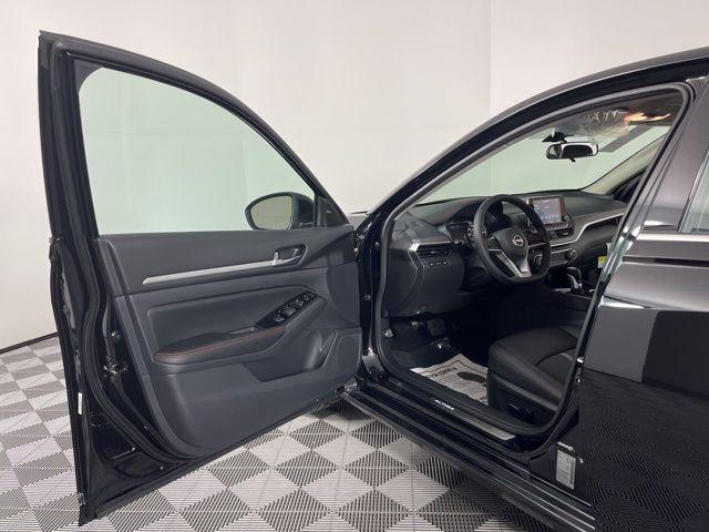 new 2025 Nissan Altima car, priced at $29,489