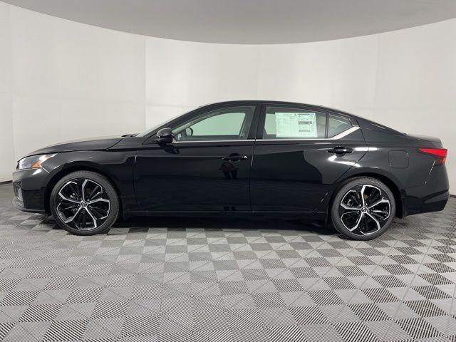 new 2025 Nissan Altima car, priced at $29,489