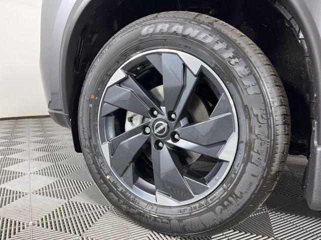 new 2025 Nissan Rogue car, priced at $34,025