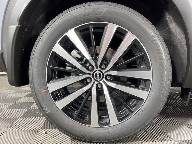 new 2025 Nissan Pathfinder car, priced at $49,896