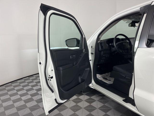 new 2026 Nissan Frontier car